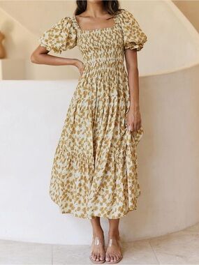 ZESICA Floral Smocked Square Neck Tiered Maxi Dress Small Mustard Gold Cream